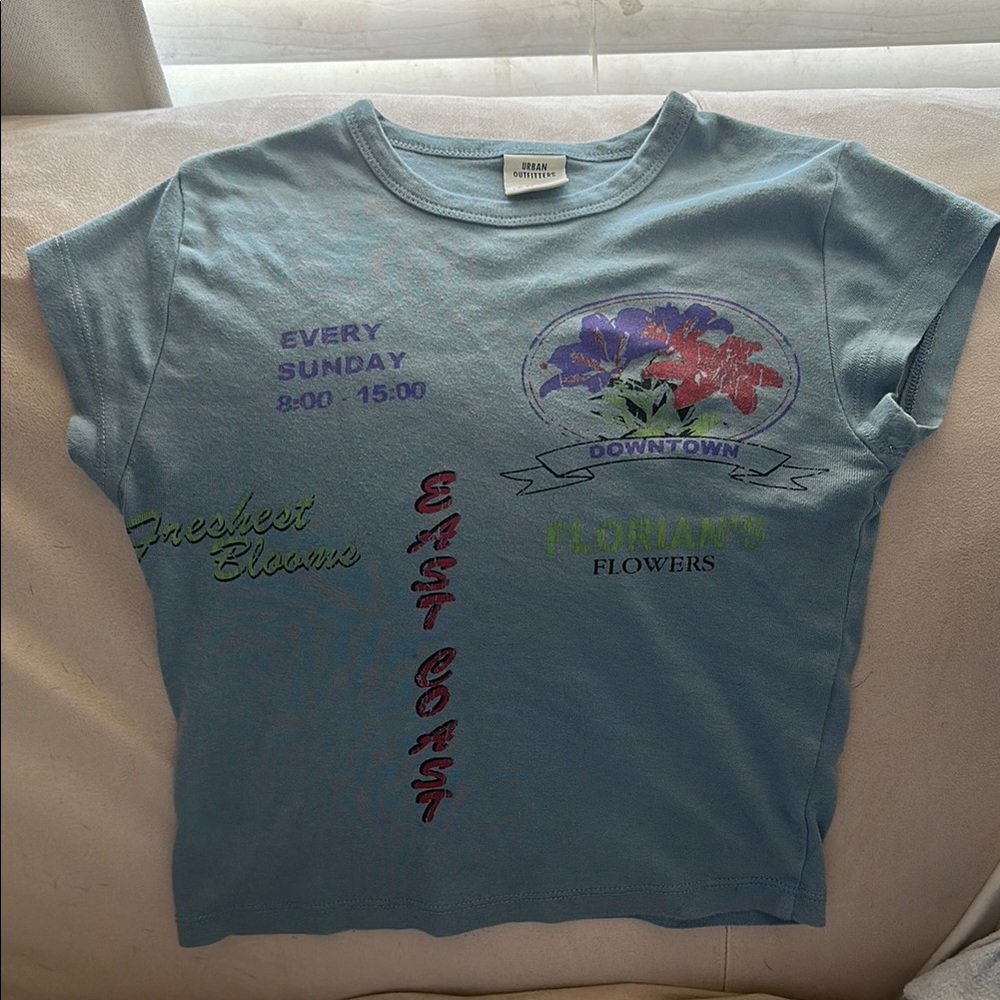 Urban Outfitters Blue Floral Graphic Tee